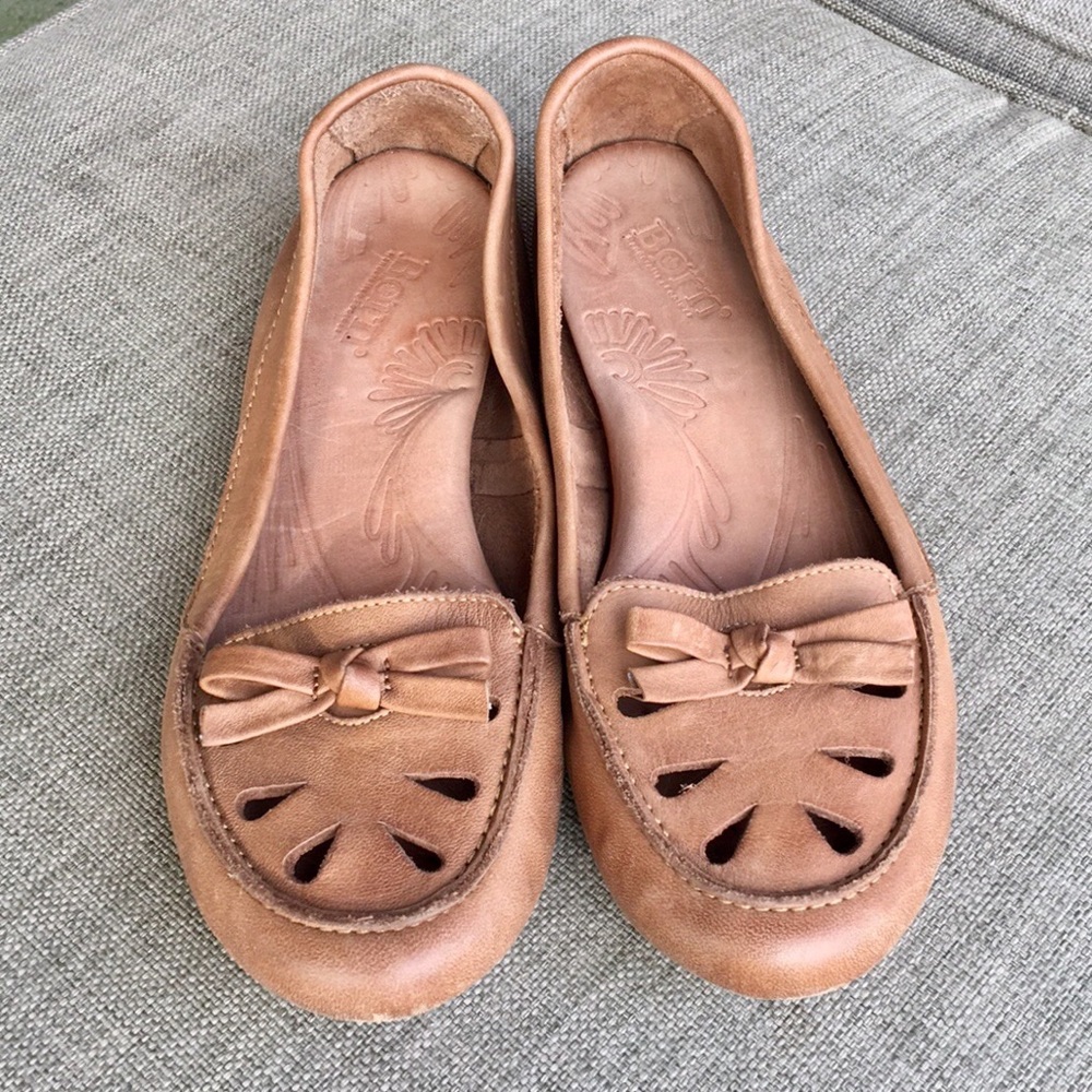 Born flat shoes
